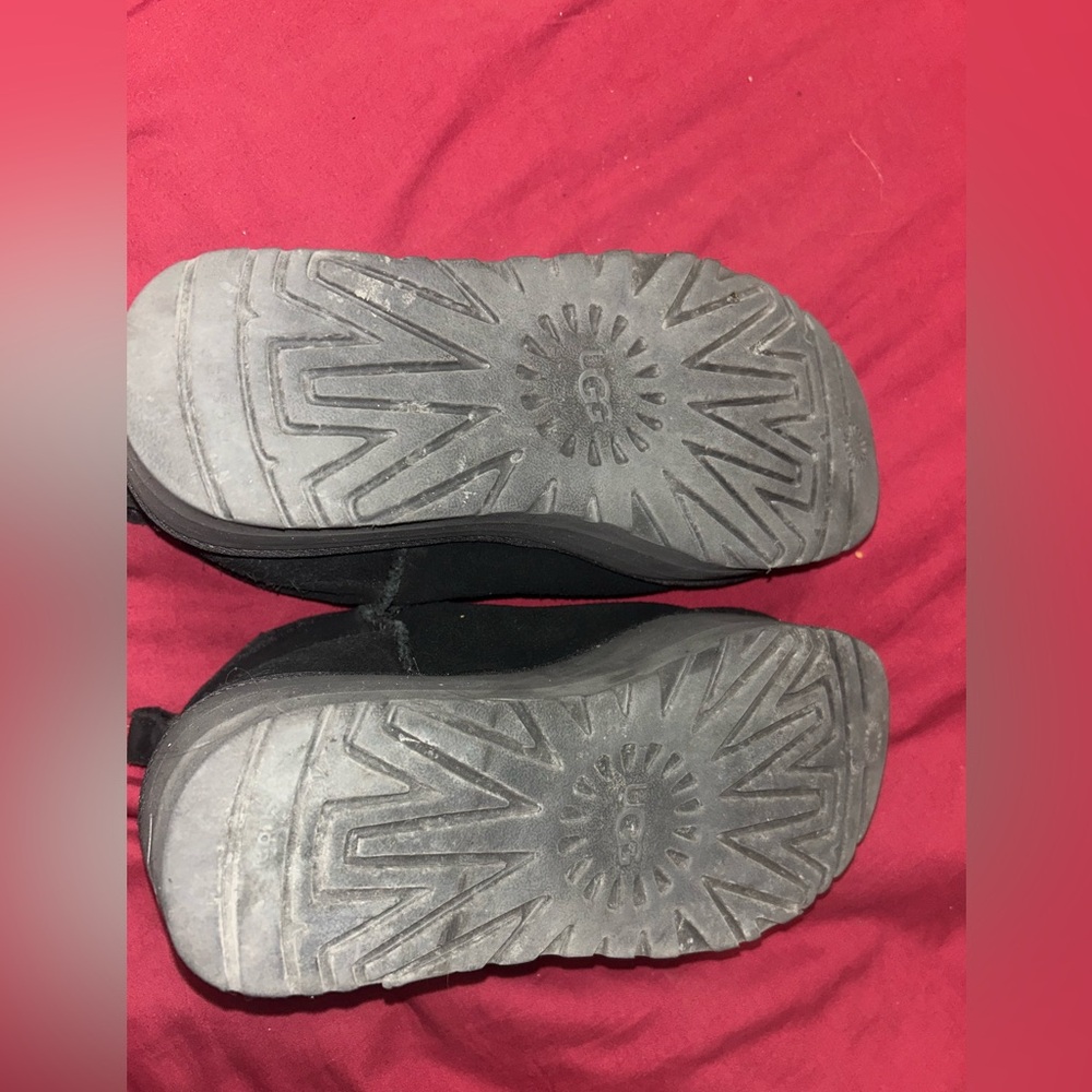 Mini UGG Platform - Picture 3 of 4